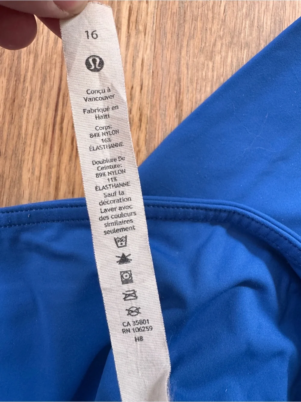 lululemon athletica Women’s Blue Capri Leggings - Sz 16, GUC
